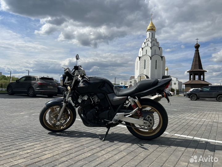 Honda CB 400 Super Four