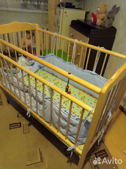 Кроватка с бортиками
