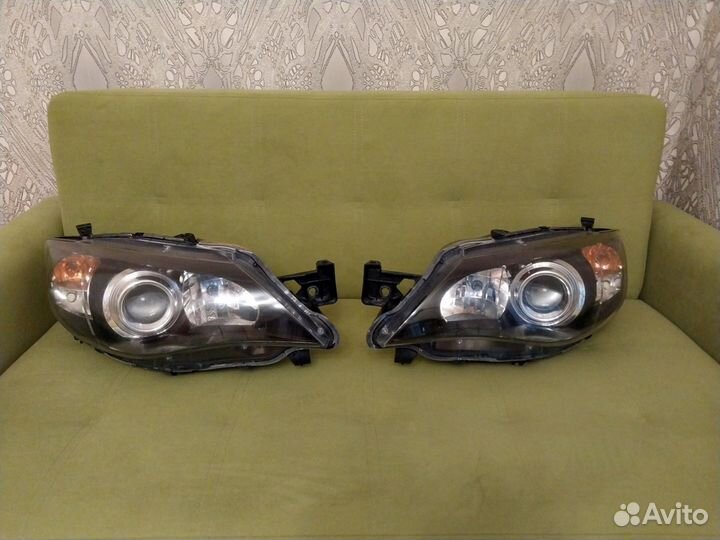 Фары головного света Subaru Impreza WRX STI