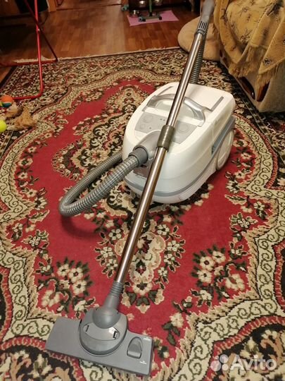 Моющий пылесос Zelmer FD9410