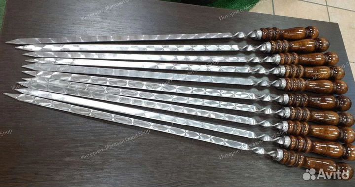 Шампур 400х12х3 мм. с деревянной ручкой