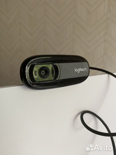 Веб-камера Logitech c170