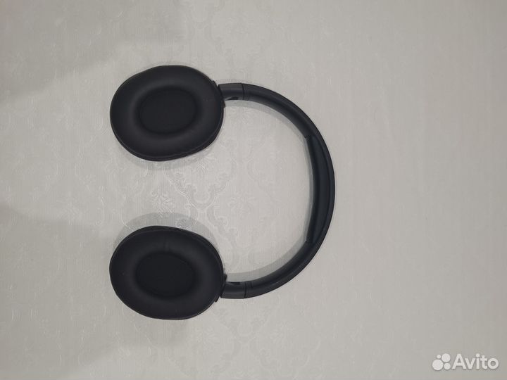 Беспроводные наушники JBL