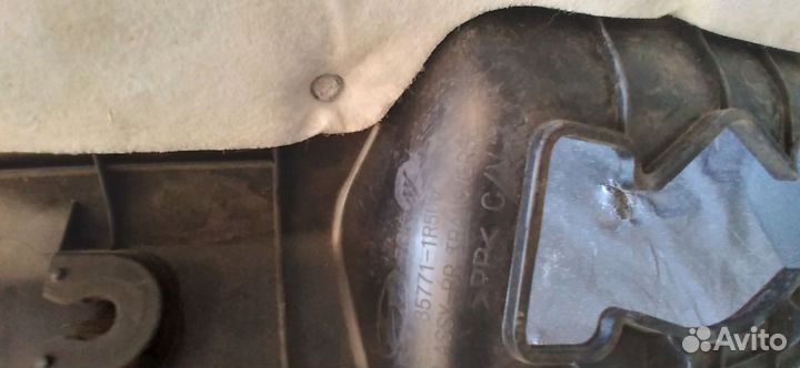 Обшивка багажника Hyundai Solaris 2010-2017