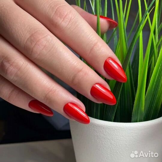 Маникюр, наращивание ногтей