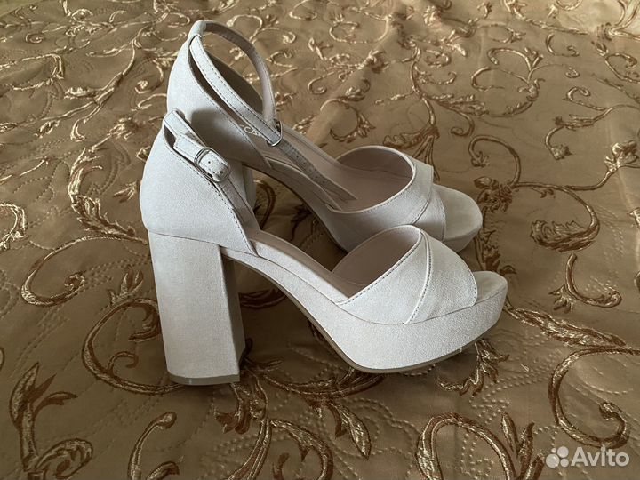 Женская одежда пакетом 42-44 (12 шт)