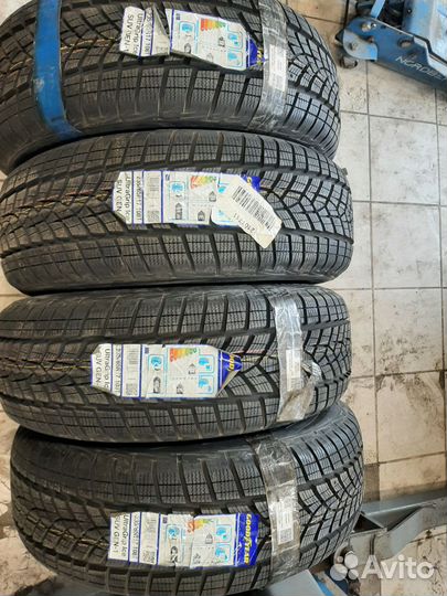 Goodyear UltraGrip Ice SUV Gen-1 235/65 R17