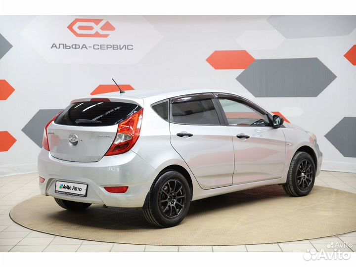 Hyundai Solaris 1.4 МТ, 2011, 197 203 км