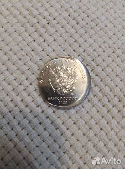 Монета с заводским браком