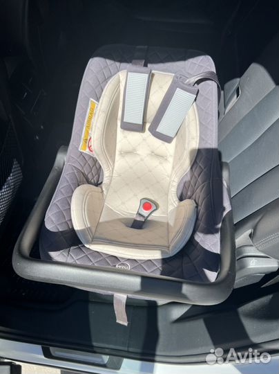 Люлька в машину для младенцев