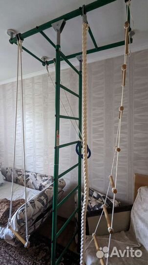 Детский спортивный комплекс, шведская стенка