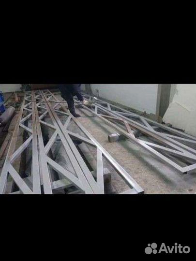 Лестница металлическая межэтажная, оградки, м-и