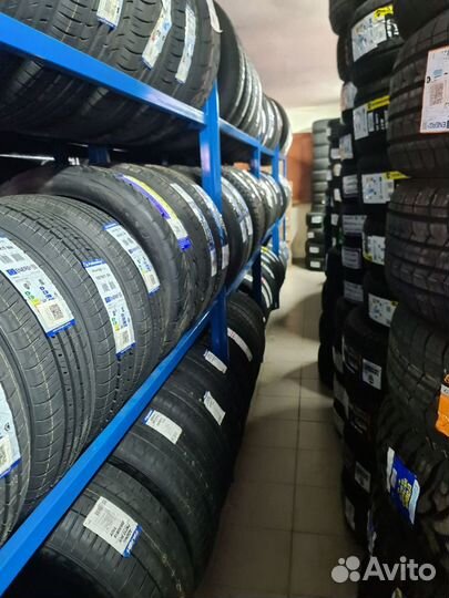 Firemax FM601 245/40 R19 98Y