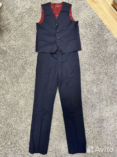 Жилет и брюки для мальчика 146-152