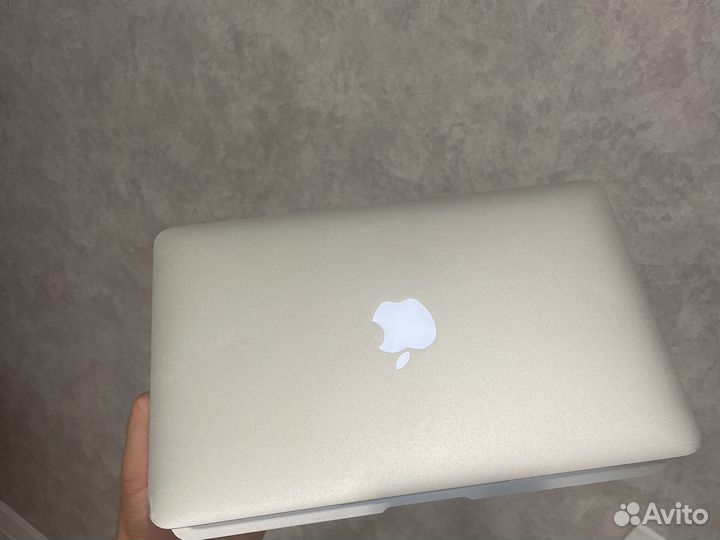 Apple MacBook Air 11 2014г