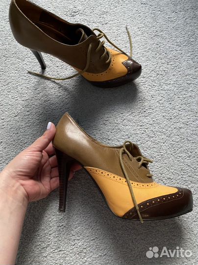 Ботильоны Guess