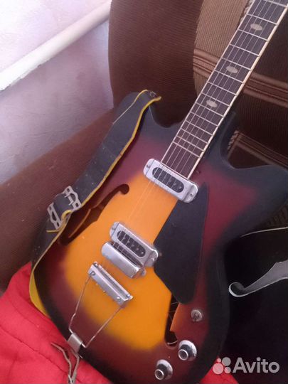 Полуакустическая гитара бу