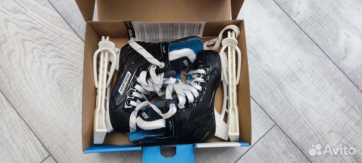 Хоккейные коньки bauer