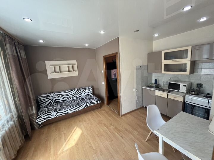 1-к. квартира, 50 м², 2/9 эт.