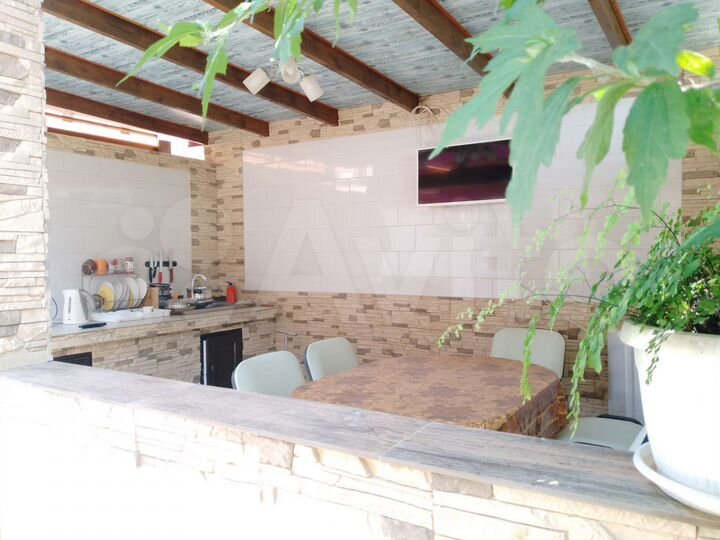 Комната 15 м² в 4-к., 1/1 эт.