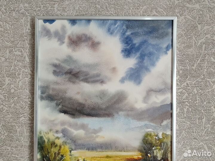 Картина акварелью Облака над полями