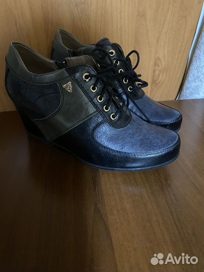Туфли полуботинки женские