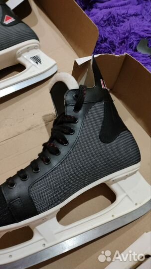 Хоккейные коньки NHL league 1000