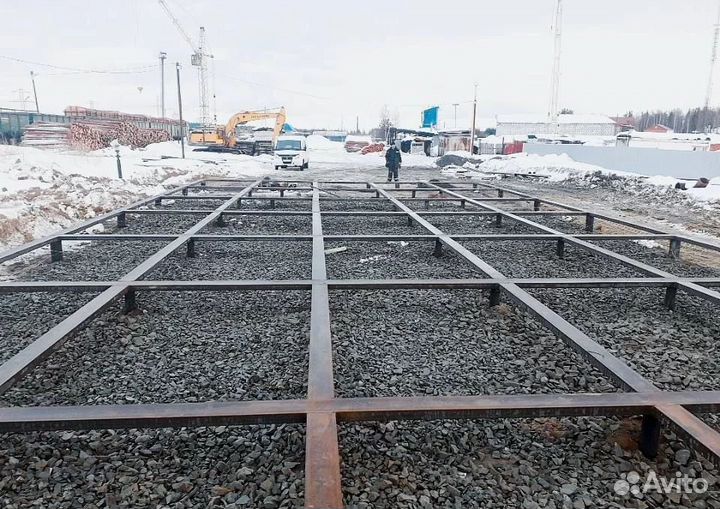 Подъем домов на винтовые и жб сваи под ключ