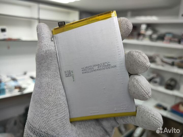 Б/у АКБ снятый Realme 10