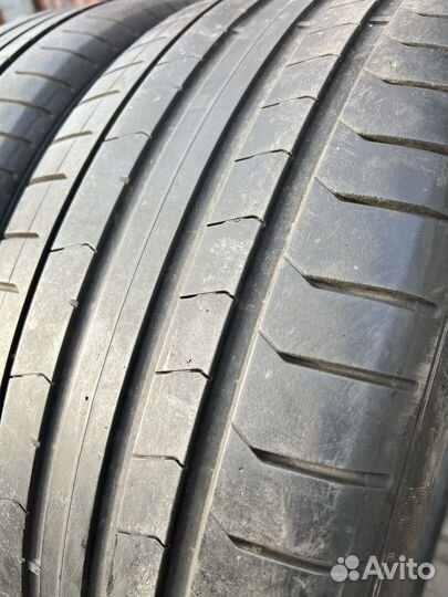 Pirelli P Zero PZ4 245/50 R19