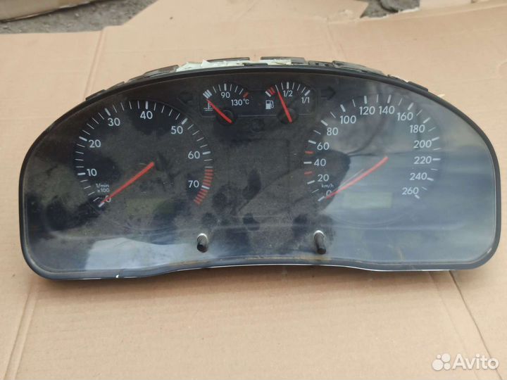 Панель приборов Volkswagen passat 2004 г