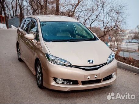 Комплект противотуманных фар Toyota wish 09-17