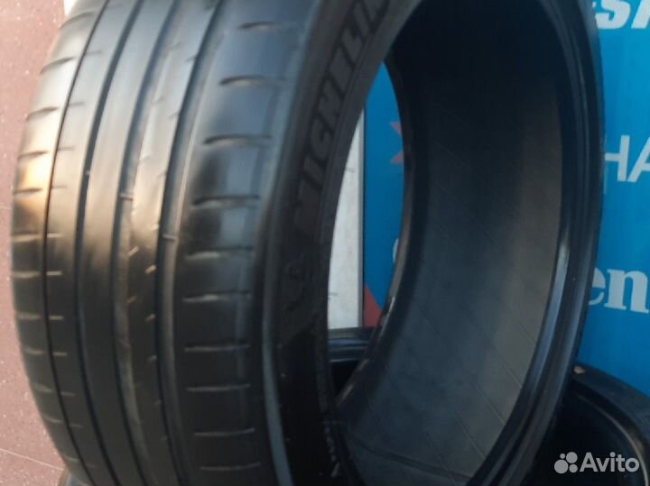 Michelin Pilot Sport 4 245/45 R19 102Y