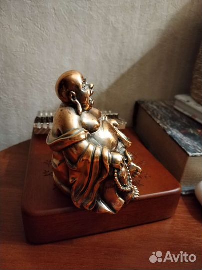 Статуэтка хотей