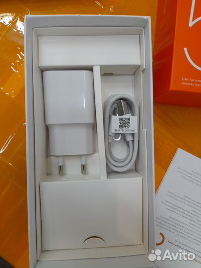 Xiaomi Redmi 5 Plus, 4/64 ГБ