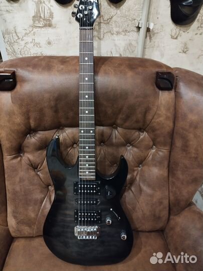 Продам электрогитару