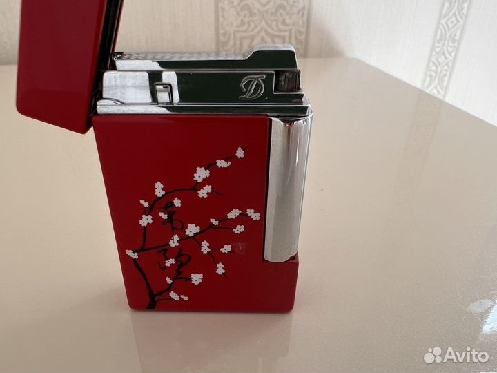 Кремниевая зажигалка S.T. dupont лимит.ligne 8