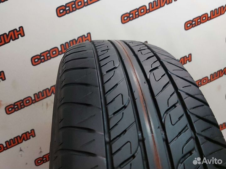 Dunlop Grandtrek PT2 215/65 R16 98S