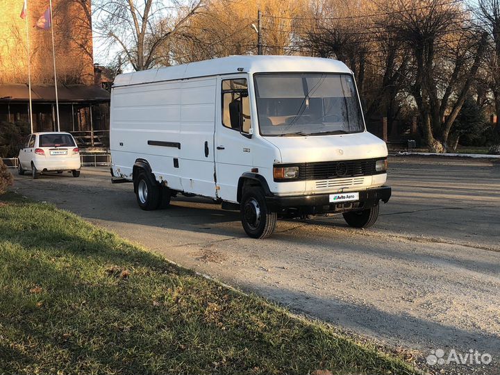 Мерседес 811