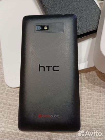 Смартфон HTC