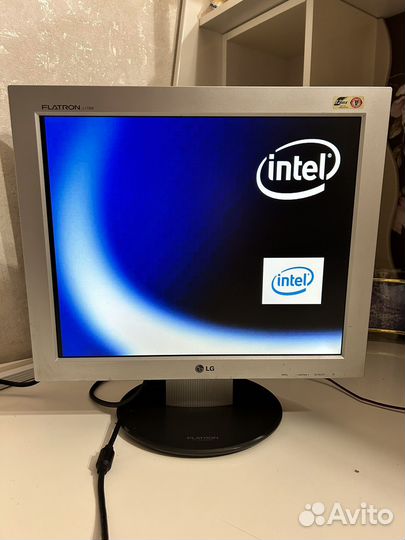 Монитор LG