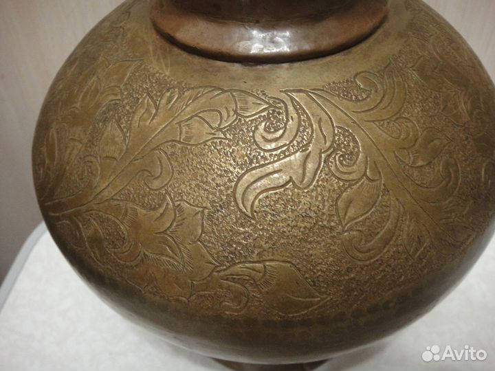 Ваза металлическая Индия