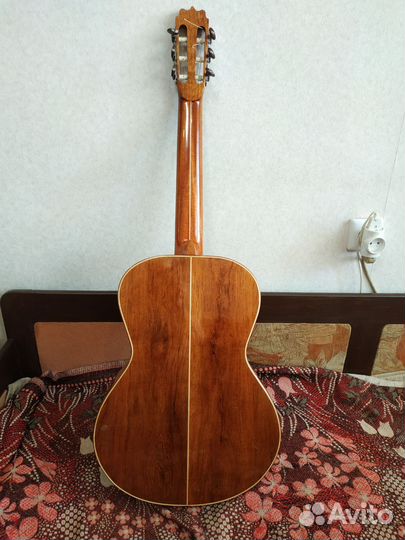 Мастеровая классическая гитара