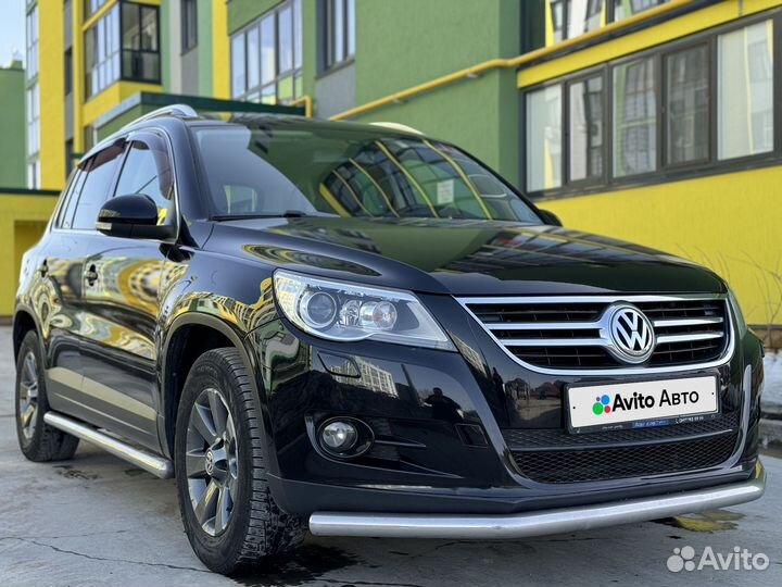 Volkswagen Tiguan 2.0 AT, 2011, 135 000 км