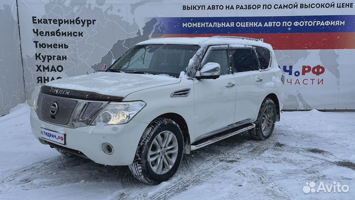 Фонарь задний внутренний левый Nissan Patrol (Y62) 26559-1LB1A