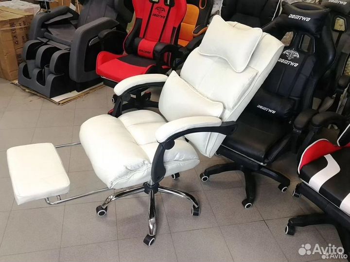 Компьютерное игровое кресло геймерское с массажем