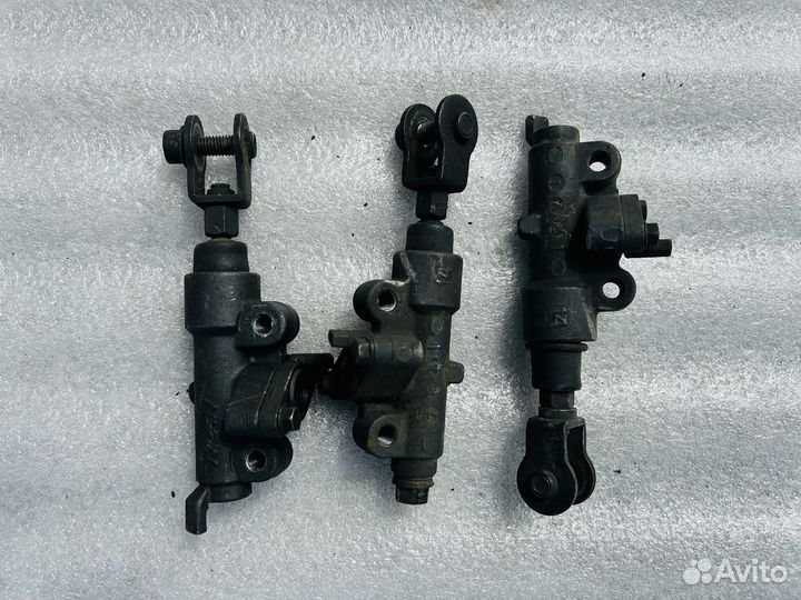 Тормозной цилиндр honda cbr1100xx