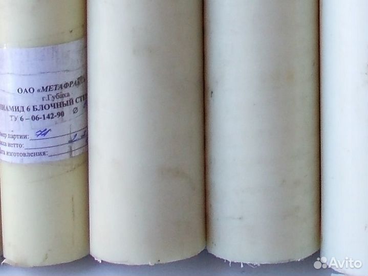 Материалы для изготовления - стержень из капролона