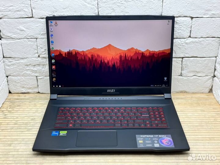 Новый игровой ноутбук MSI Katana 17 B12UCR-1024XRU