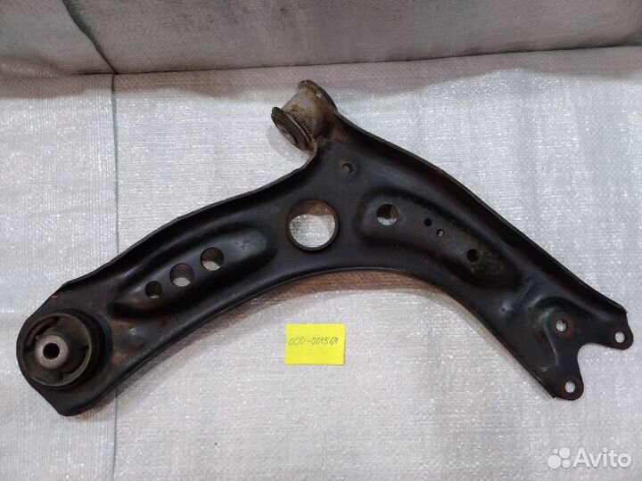 Рычаг передний левый VAG